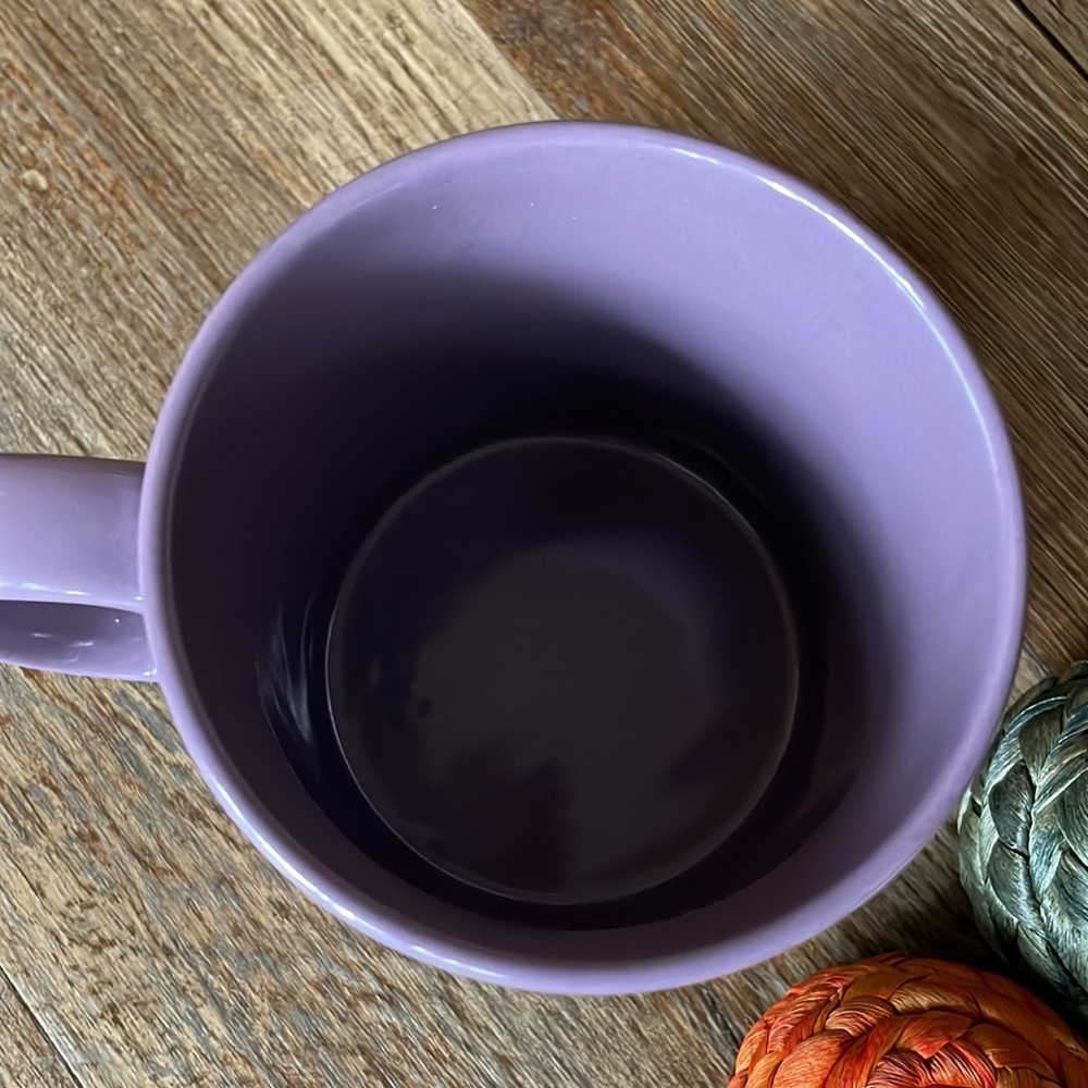 Hello Kitty Halloween Mug - Picture 3 of 4